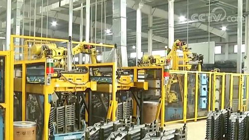 超燃 遼寧艦威武喊話中國首艘國產(chǎn)航母 加入我們 并肩戰(zhàn)斗